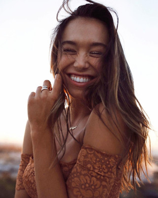 Alexis Ren – Photoshoot October 2018