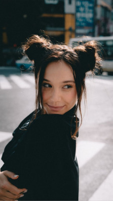 Alexis Ren pic #1067011