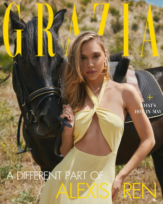 Alexis Ren 