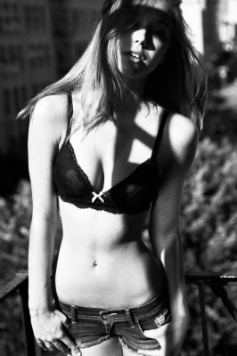 Alexis Ren pic #798263