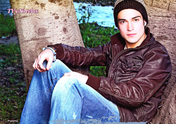 photo 28 in Alfonso Herrera  gallery [id550028] 2012-08-19 00:00:00