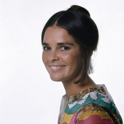 Ali MacGraw pic #383395