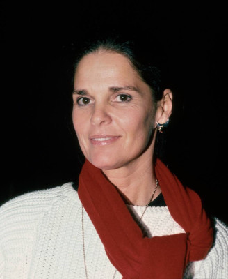 Ali MacGraw pic #380020