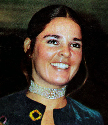 Ali MacGraw pic #386611