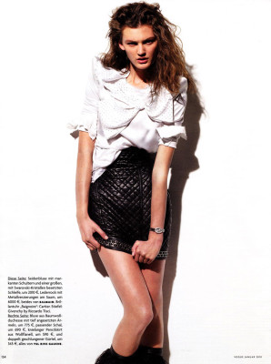 Ali Stephens pic #229365
