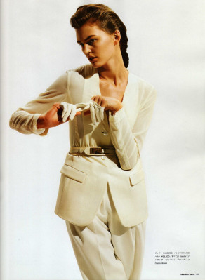 Ali Stephens pic #279732