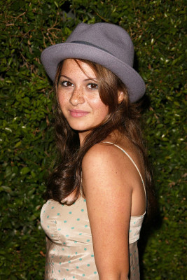 photo 4 in Alia Shawkat gallery [id142810] 2009-03-20 00:00:00