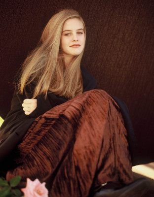 photo 15 in Alicia Silverstone gallery [id586651] 2012-11-29 00:00:00
