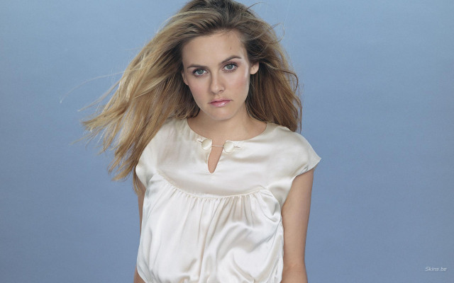 photo 29 in Alicia Silverstone gallery [id40997] -0001-11-30 00:00:00