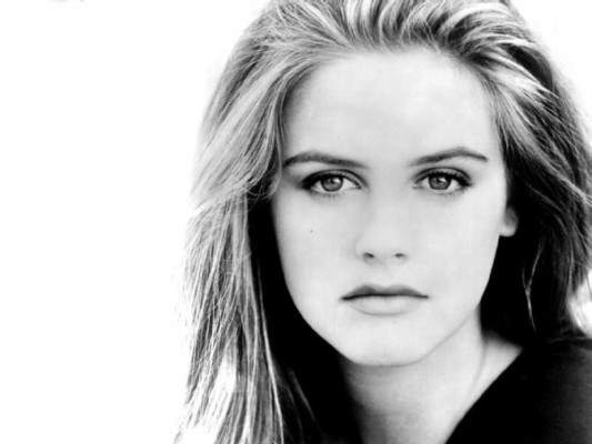 photo 4 in Alicia Silverstone gallery [id152008] 2009-04-24 00:00:00