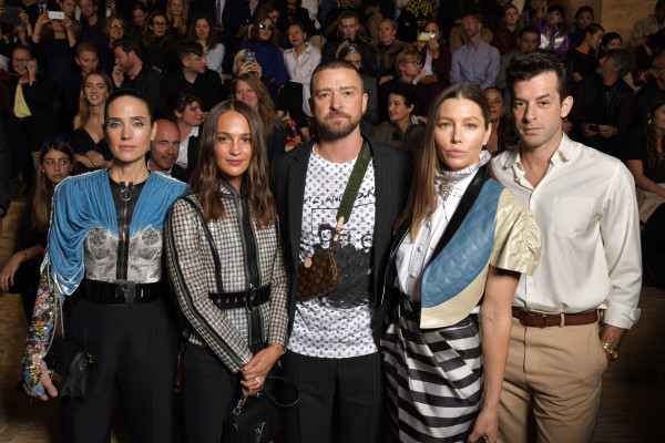 Alicia Vikander - Louis Vuitton Show at Paris Fashion Week 10/01/2019