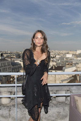 licia Vikander – Bvlgari Puo Up Store Ribbon Cutting at The Galeries Lafayette 