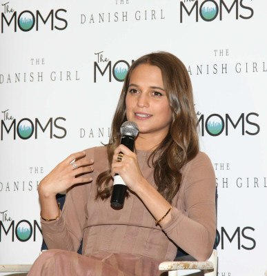 Alicia Vikander pic #855085