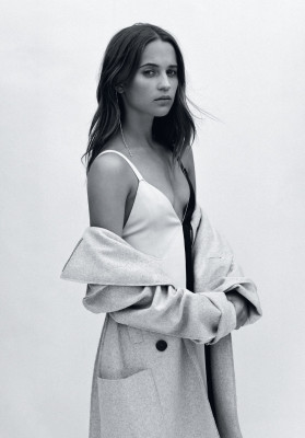 Alicia Vikander pic #823277