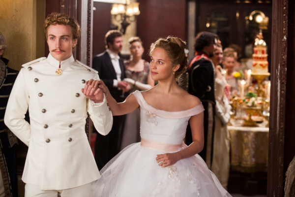 Alicia Vikander - Anna Karenina (2012)
