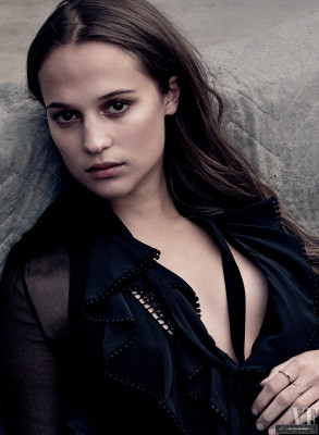 Alicia Vikander by Annie Leibovitz for Vanity Fair (2016)