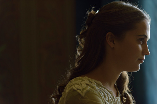 Alicia Vikander - The Light Between Oceans (2016)