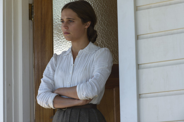 Alicia Vikander - The Light Between Oceans (2016)