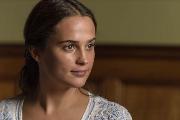 Alicia Vikander - The Light Between Oceans (2016)