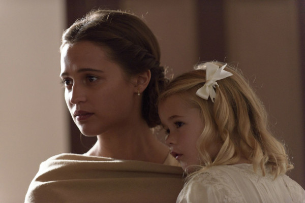 Alicia Vikander - The Light Between Oceans (2016)