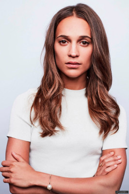 Alicia Vikander - &#039;BuzzFeed&#039; TIFF(2017)