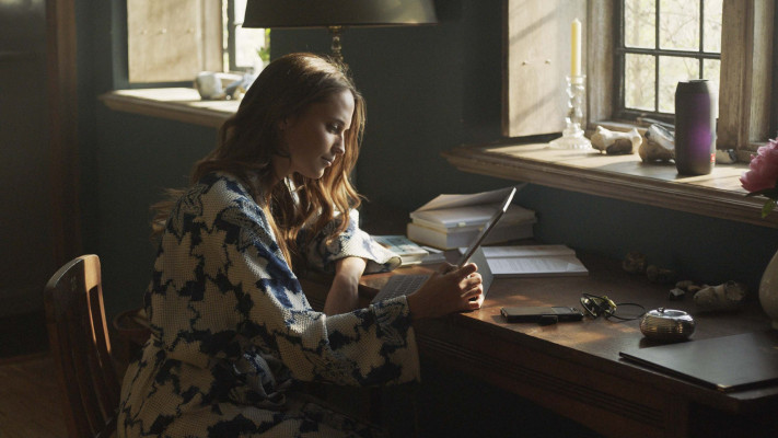 Alicia Vikander - Submergence (2017)