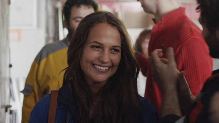 Alicia Vikander - Submergence (2017)