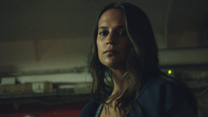 Alicia Vikander - Submergence (2017)