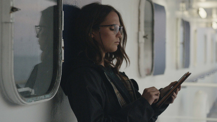 Alicia Vikander - Submergence (2017)