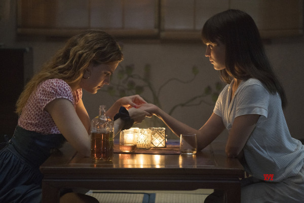 Alicia Vikander - Earthquake Bird (2019)
