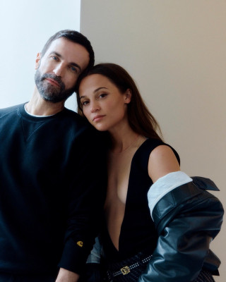Alicia Vikander by Thomas Chéné for WWD (2023)
