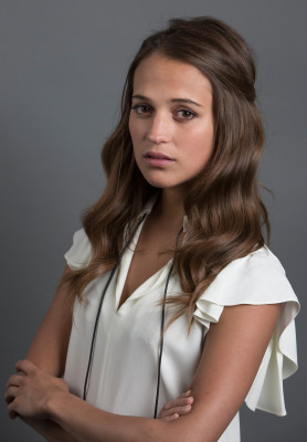 Alicia Vikander pic #853194