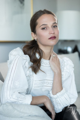 Alicia Vikander - Dan McMadan Photoshoot for USA Today 02/23/2018