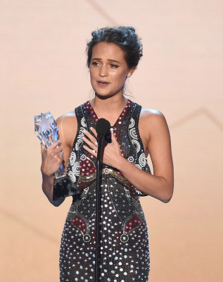 Alicia Vikander pic #861826