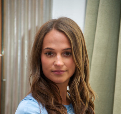 Alicia Vikander pic #823242