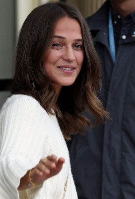 Alicia Vikander pic #1102933