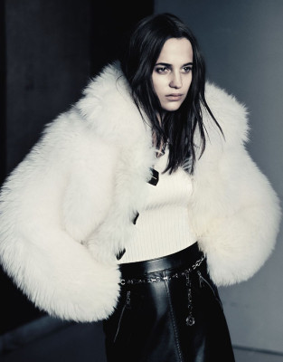 Alicia Vikander pic #835243