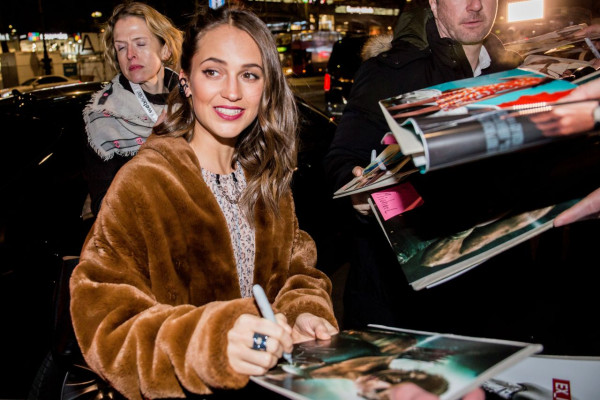 Alicia Vikander – “Tomb Raider” Photocall in Berlin