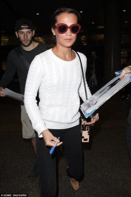 Alicia Vikander pic #1029780