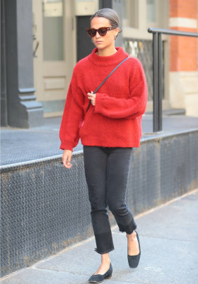 Alicia Vikander pic #1070006
