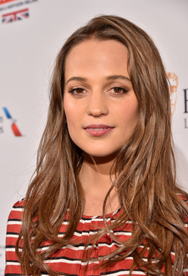 Alicia Vikander pic #859423