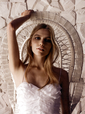 photo 16 in Aline Weber gallery [id181774] 2009-08-06 00:00:00