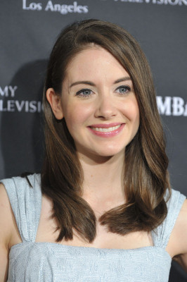 Alison Brie pic #710697