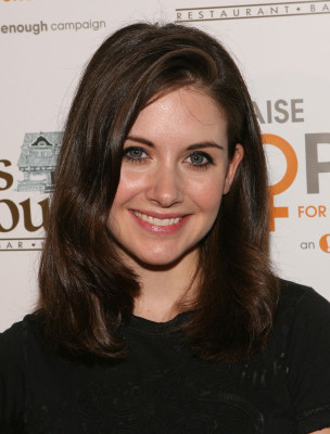Alison Brie pic #715198