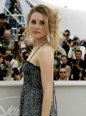 Alison Lohman pic #763017
