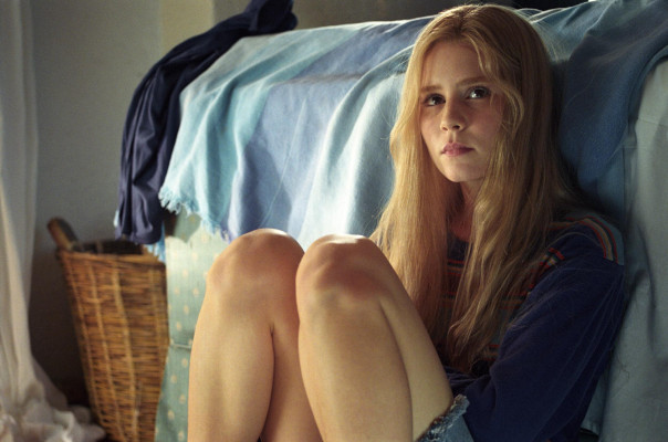 photo 5 in Alison Lohman gallery [id300671] 2010-09-29 00:00:00