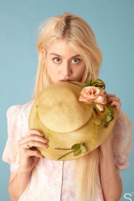 Alisson Harward pic #488157