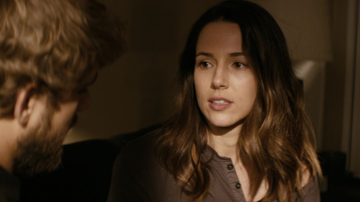 Alona Tal - Seal Team (2018) 1x12 &#039;The Upside Down&#039;