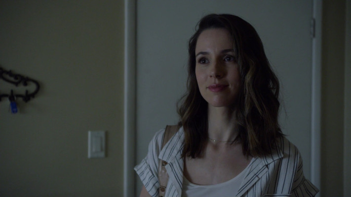 Alona Tal - Seal Team (2019) 2x21 &#039;My Life For Yours&#039;