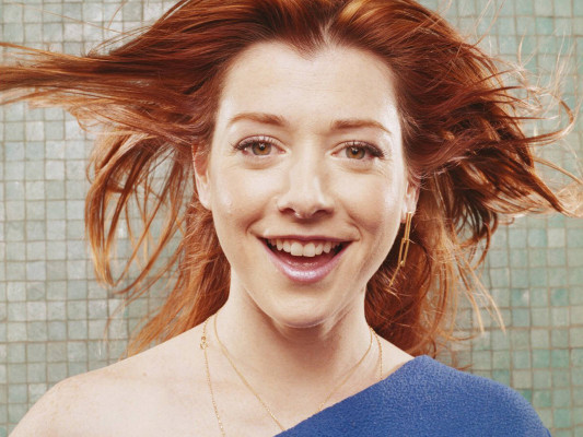 Alyson Hannigan pic #595135